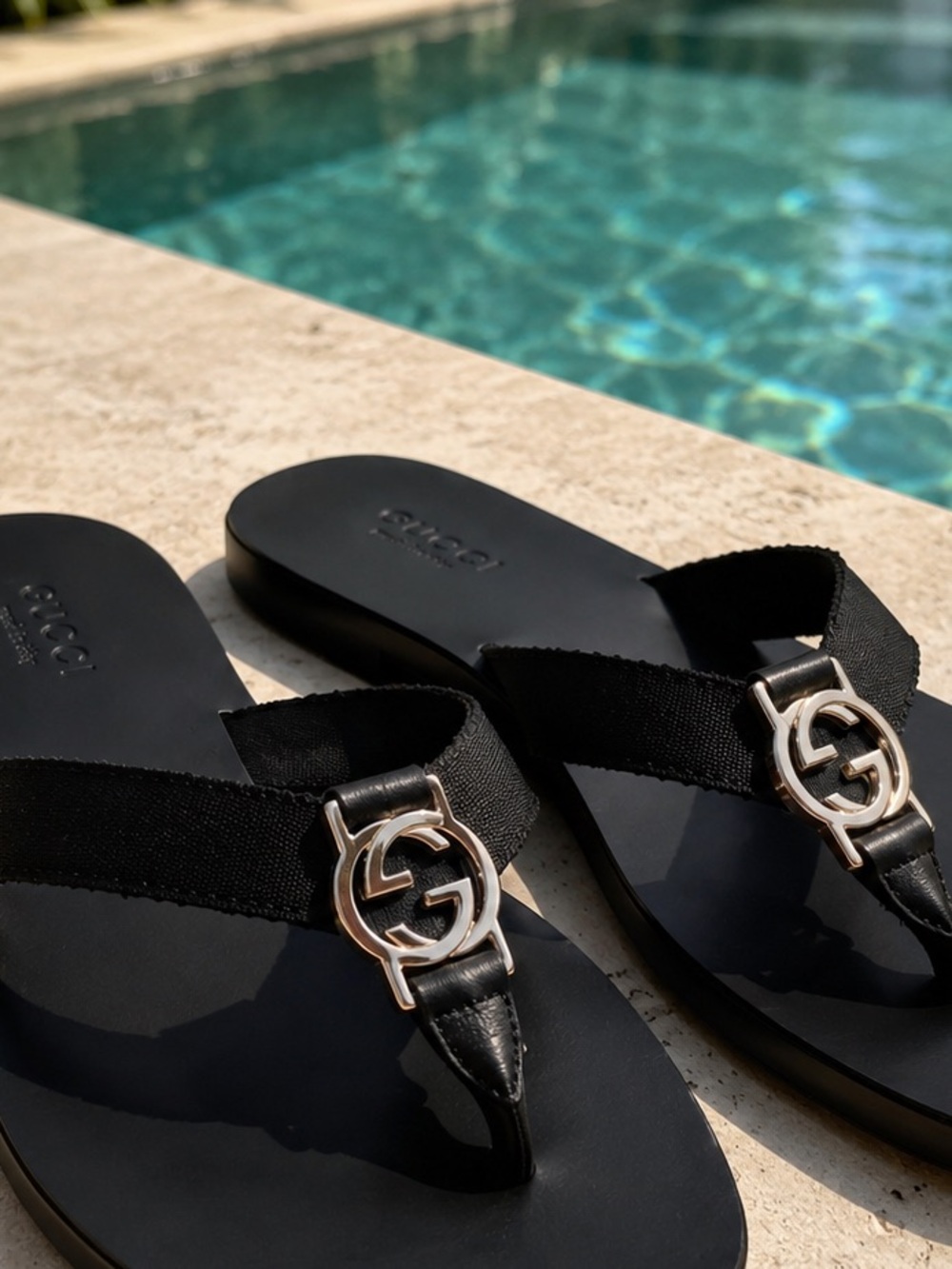 Gucci Black Leather GG Thong Sandals  Silver Logo Size 37.5